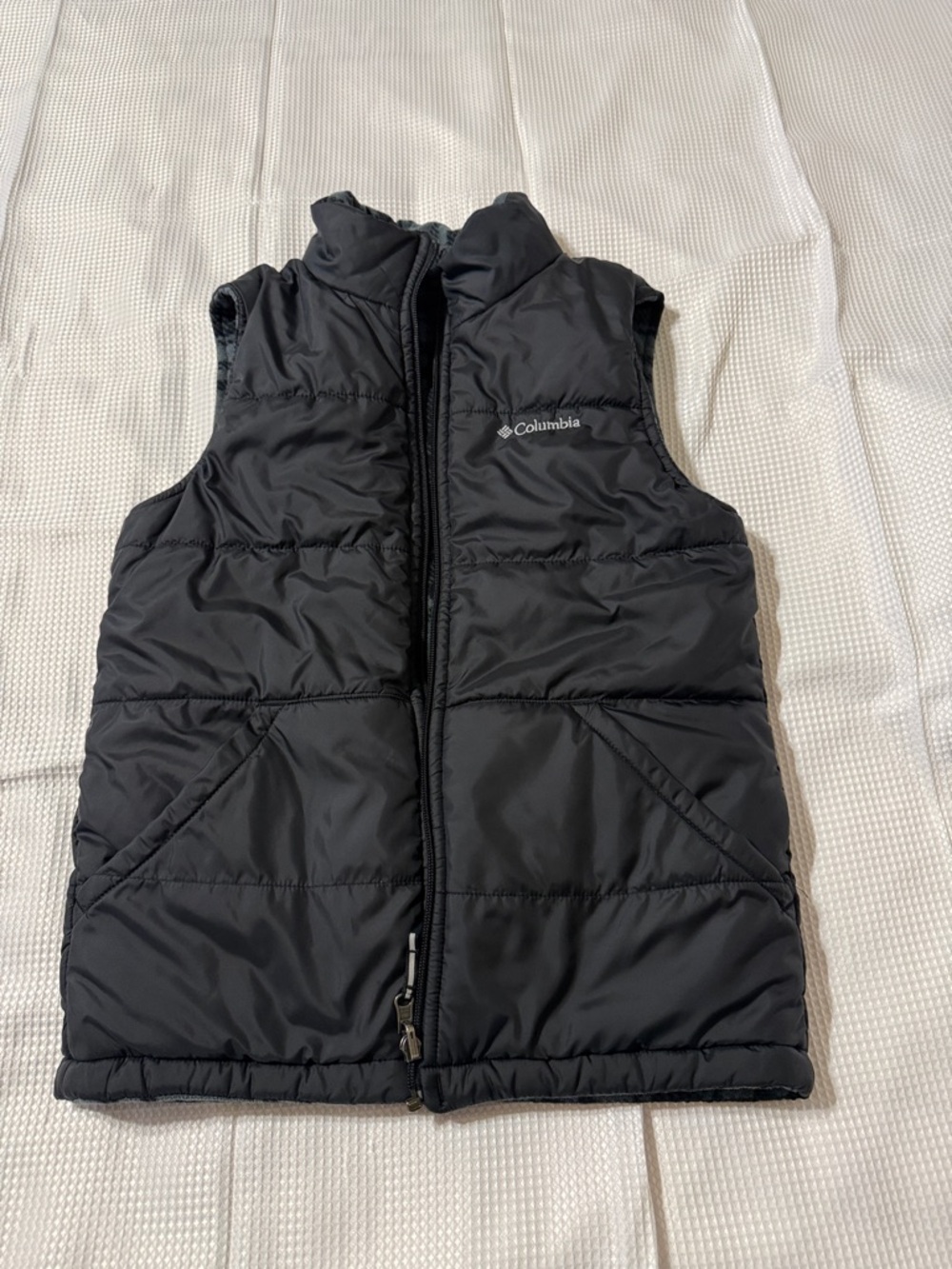 Columbia Kids Reversible Black Quilted Puffer Vest